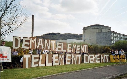 Brigitte Chevet "Brennilis, la centrale qui ne voulait pas s'éteindre"Vivement Lundi-FR3 "